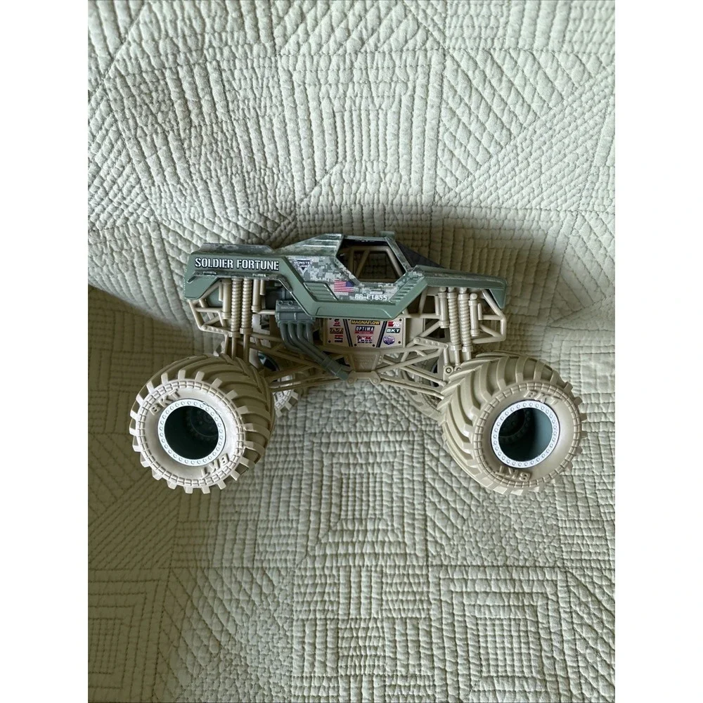 SML Soldier Fortune Monster Truck Military Green Plastic Toy BKT Tires 78700